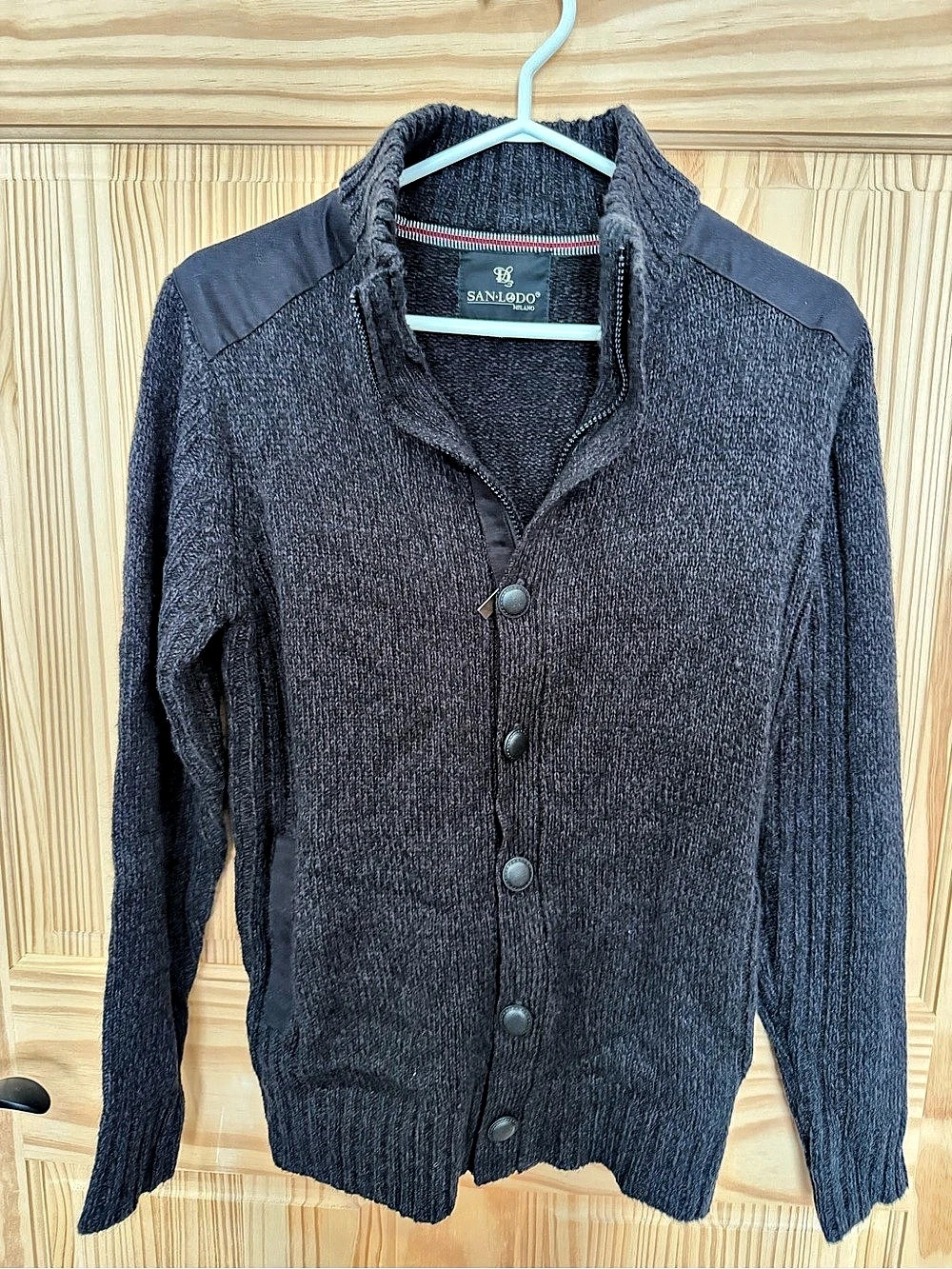 SAN LODO Men's Textured Button Front Sweater Size Medium